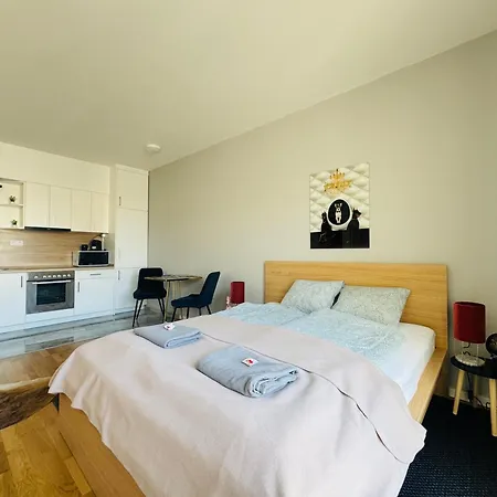 Apartament Bp-est Cp